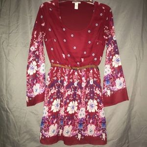 S🚫LD  Charlotte Russe Floral Dress with Belt